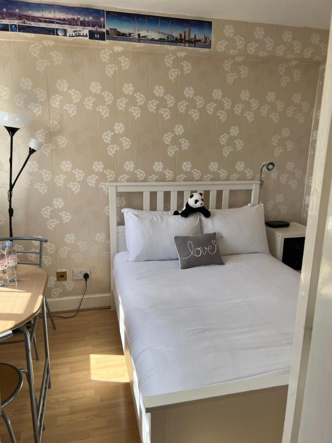 Super Located Studio In South Ken At Chelsea Cloister Londres Exterior foto